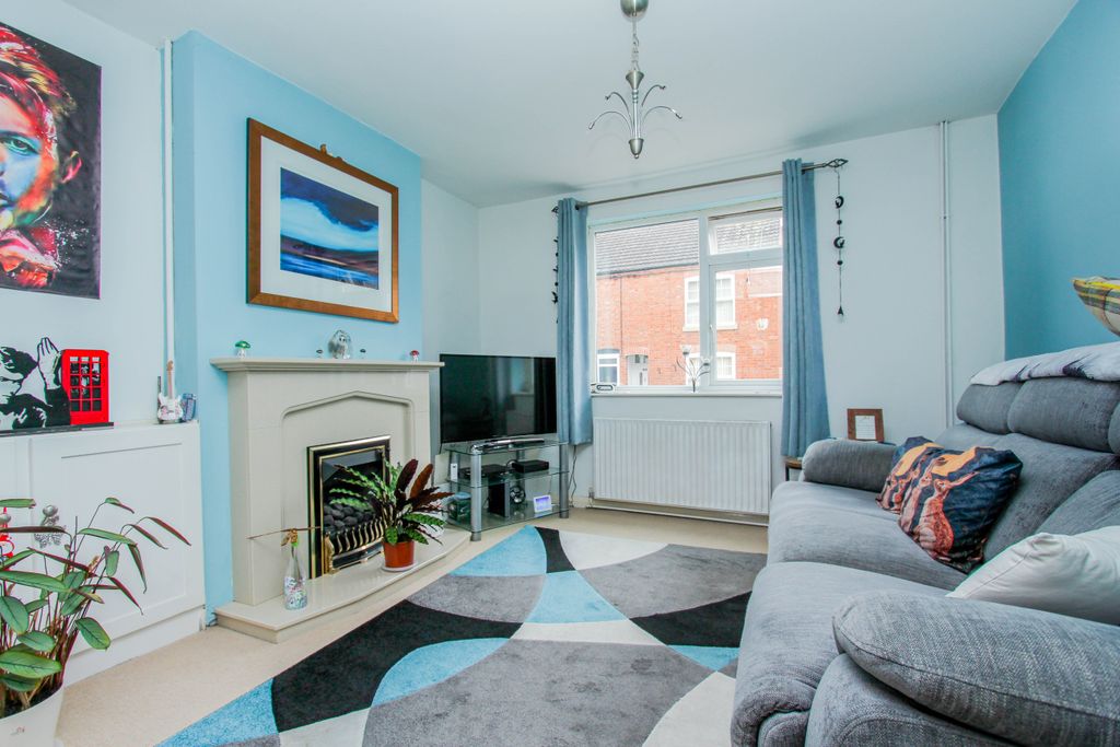 Property photo 2 of 11 Lounge Area