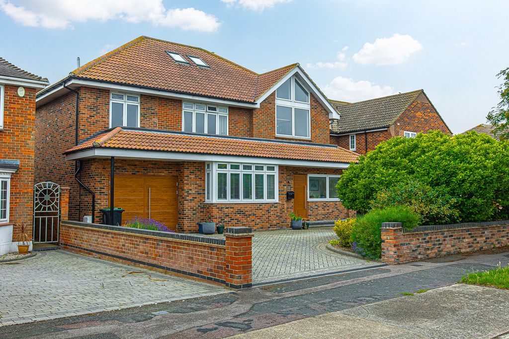 Property photo 2 of 49