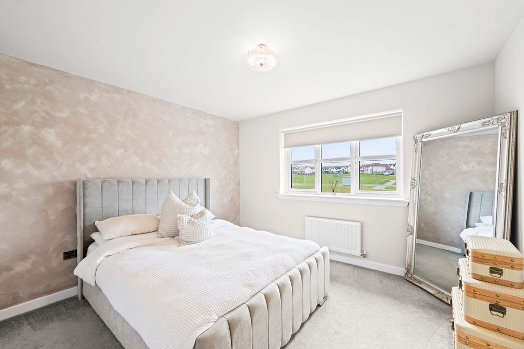 Additional image 5 of 4 bed detached house for saleEast Kip Walk, Livingston EH54