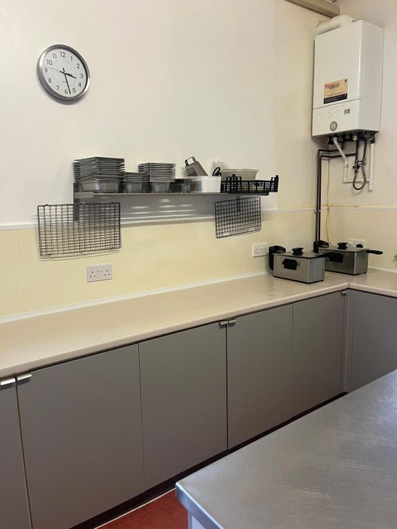 Property photo 3 of 9