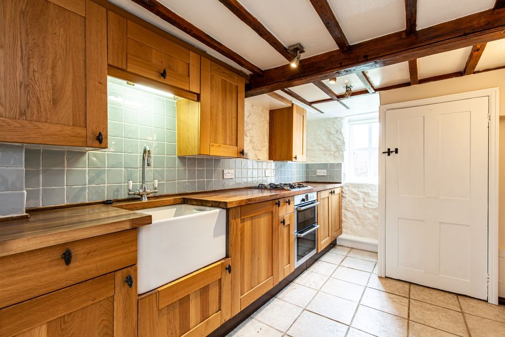 Property photo 3 of 7 154707
