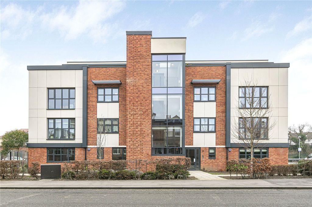 Property photo 1 of 10 Picture No. 02