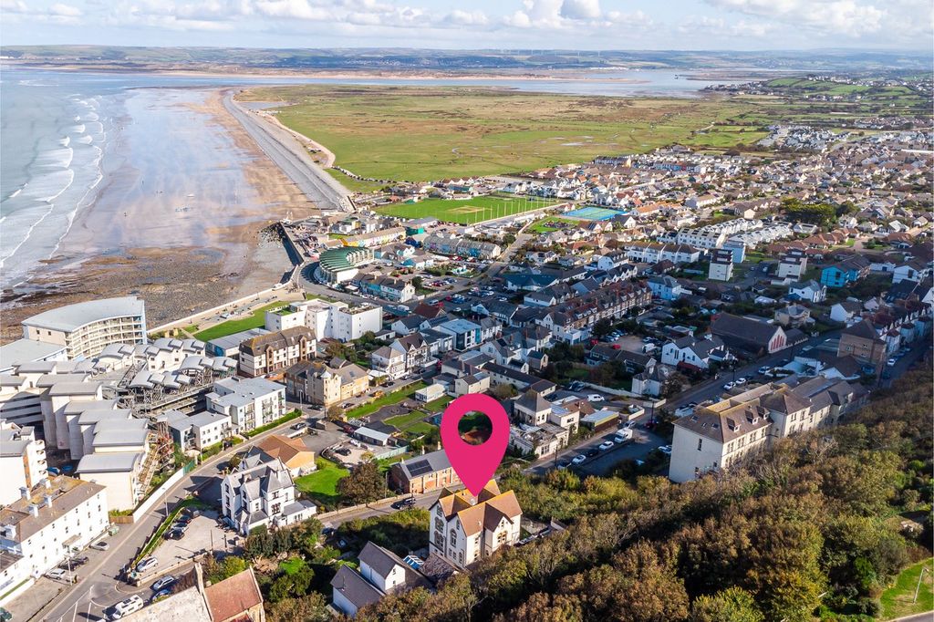 Property photo 1 of 26