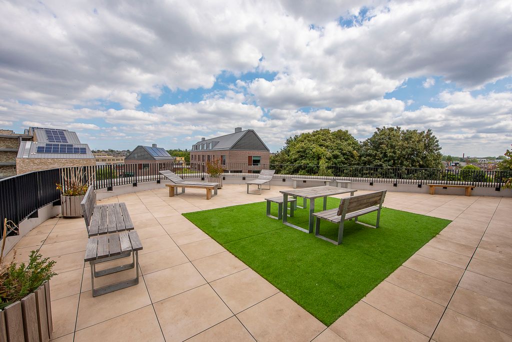 Property photo 3 of 13