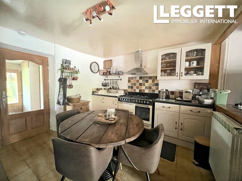 Property photo 3 of 10