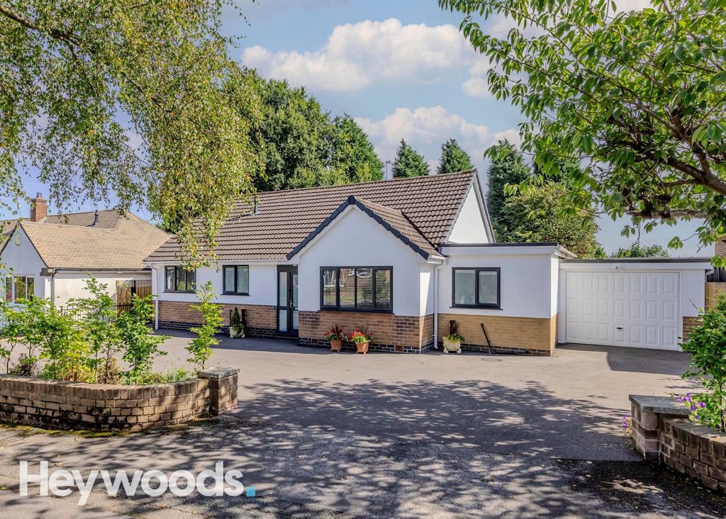 Property photo 1 of 35
