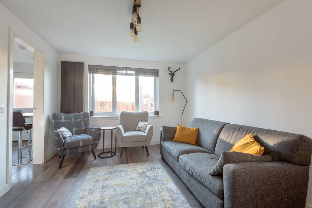 Property photo 2 of 27 Property Image 2