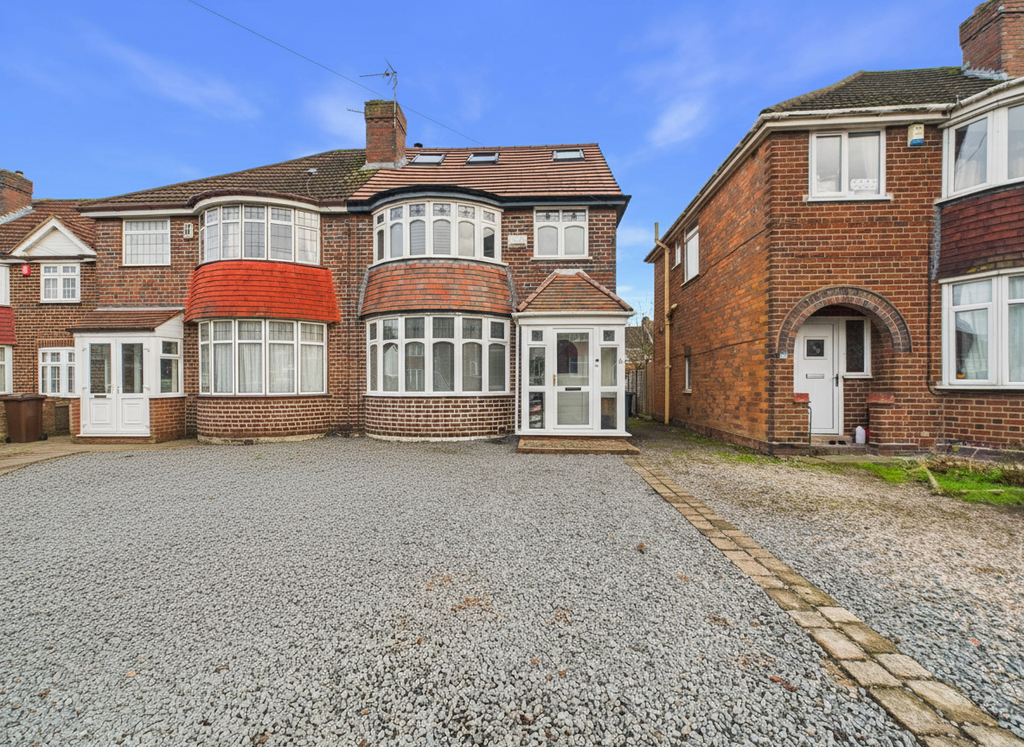 Property photo 1 of 22 Cam01698G0-Pr0124-Still032-001