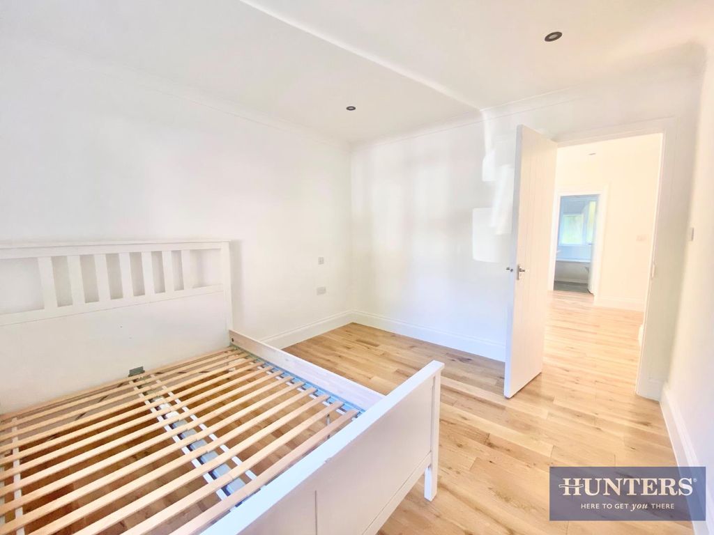 Property photo 1 of 4 Bedroom.Png