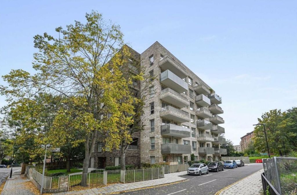 Property photo 2 of 5