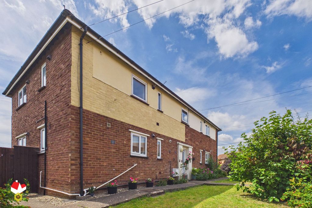 Property photo 1 of 11