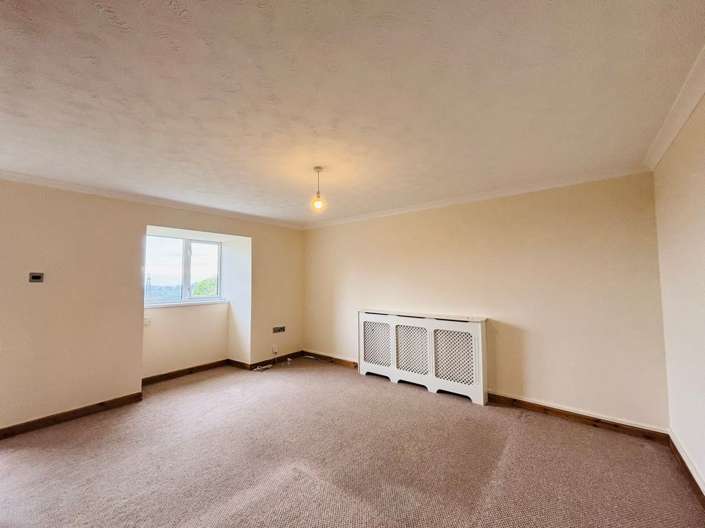 Property photo 2 of 10 Img_9206