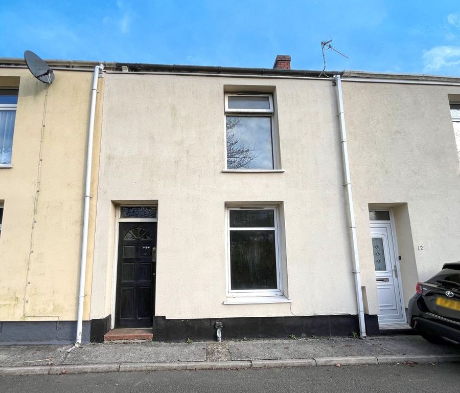 Property photo 1 of 6