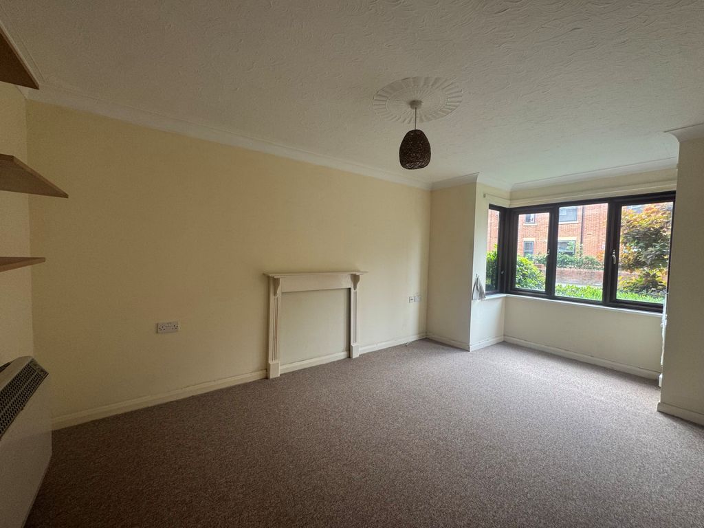 Property photo 3 of 5 Gallery