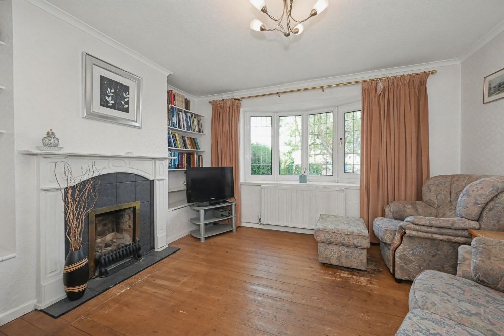 Property photo 2 of 20