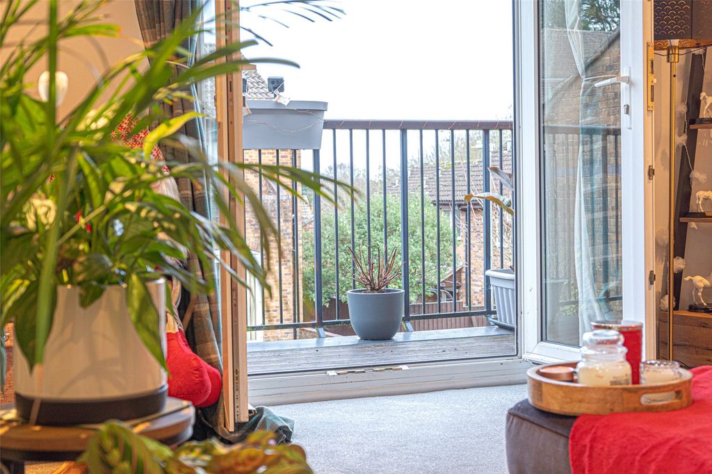 Property photo 2 of 8 Picture No. 02