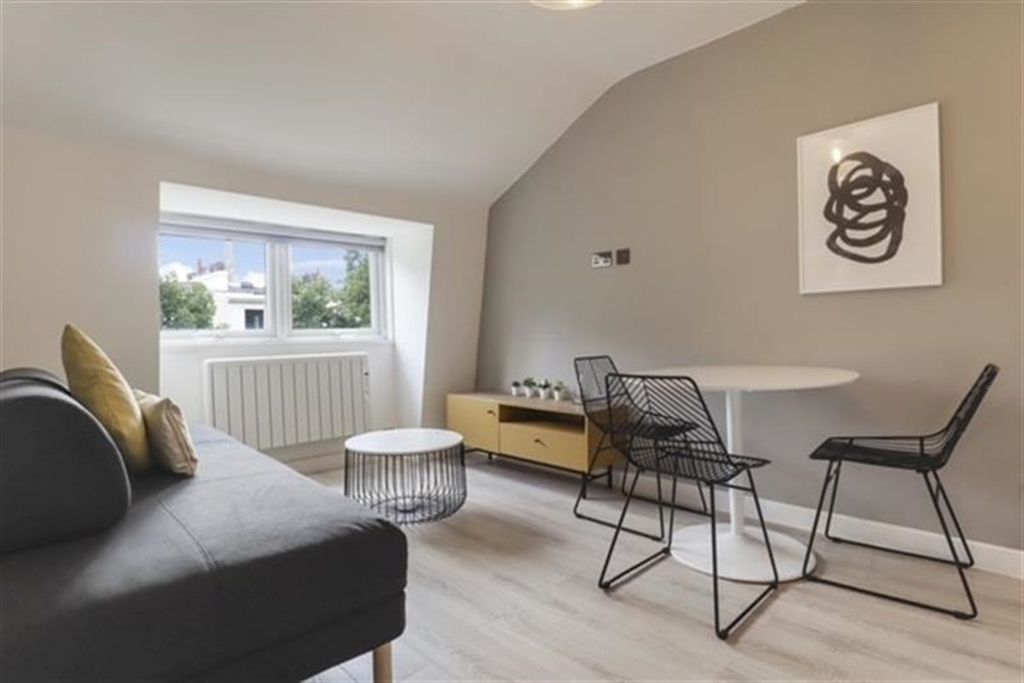 Property photo 1 of 11 (Main)