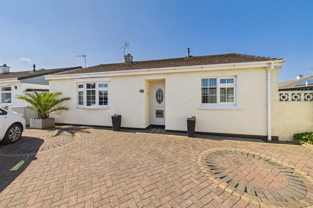 Property photo 1 of 20 95 Trerice Drive