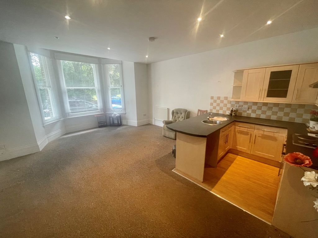 Property photo 2 of 5