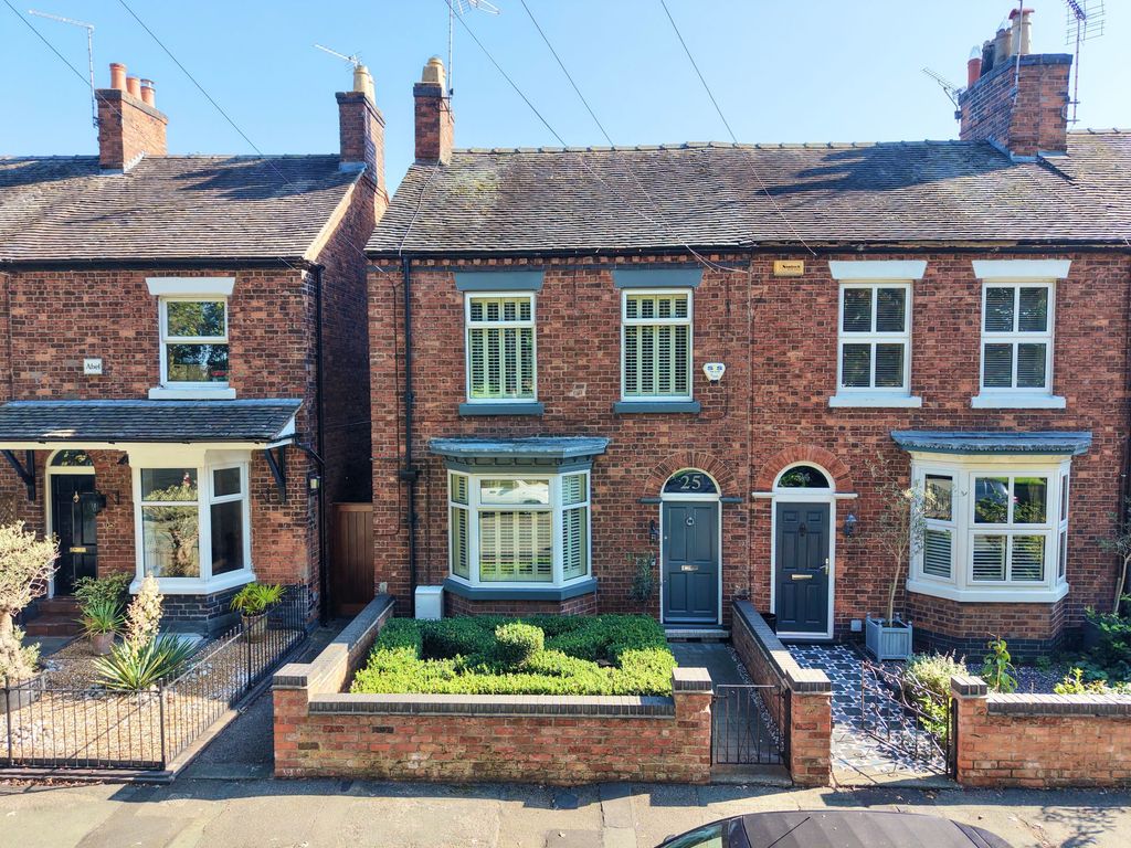 Property photo 1 of 24