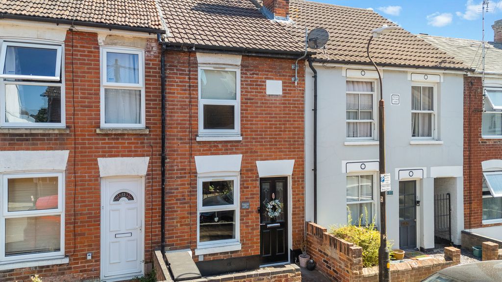 Property photo 1 of 11