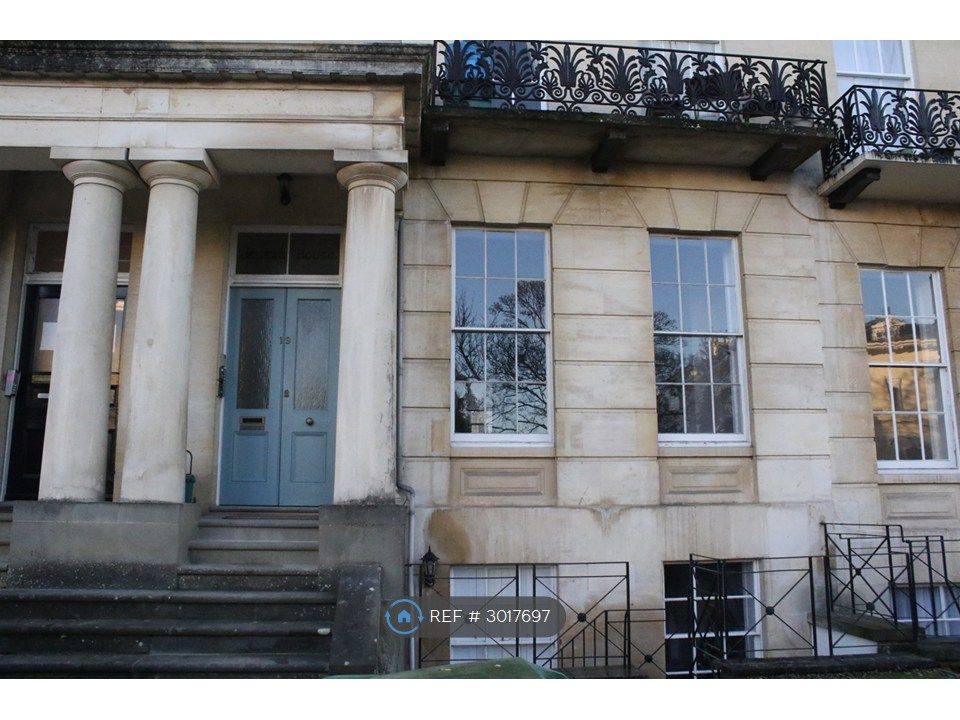 Property photo 1 of 27