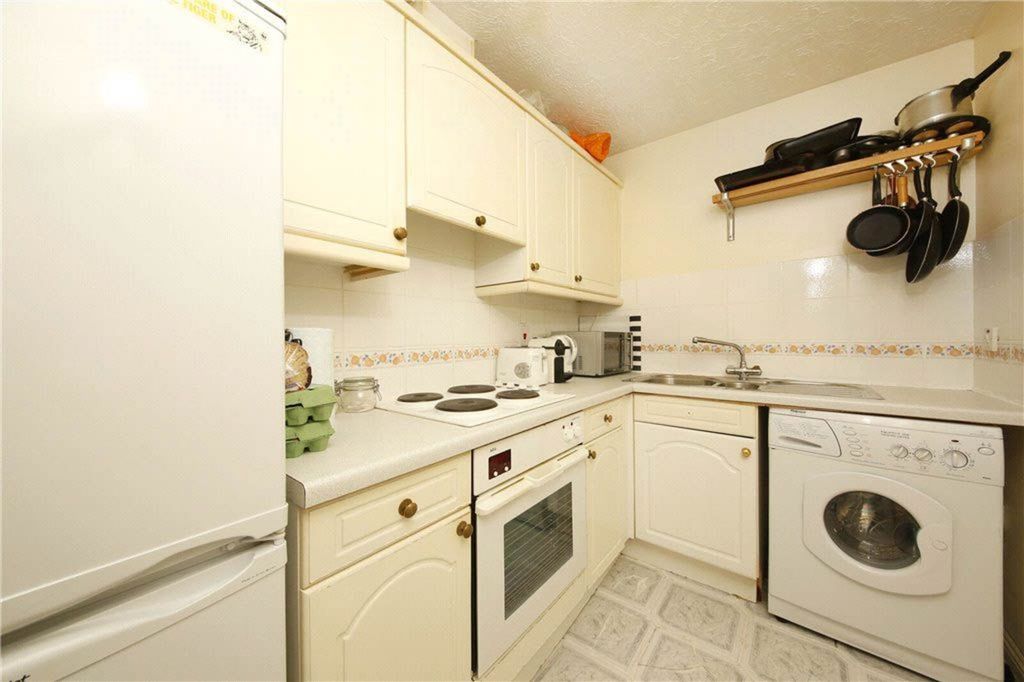 Property photo 2 of 7