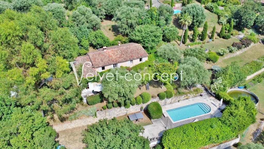 Property photo 1 of 10 Charming 200 M² House In An Idyllic And Peaceful Setting