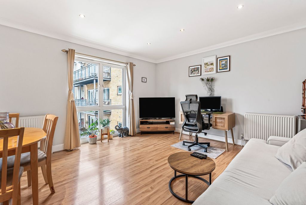 Property photo 2 of 25 Reception Room