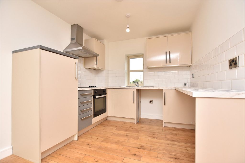 Property photo 2 of 11 Picture No. 09