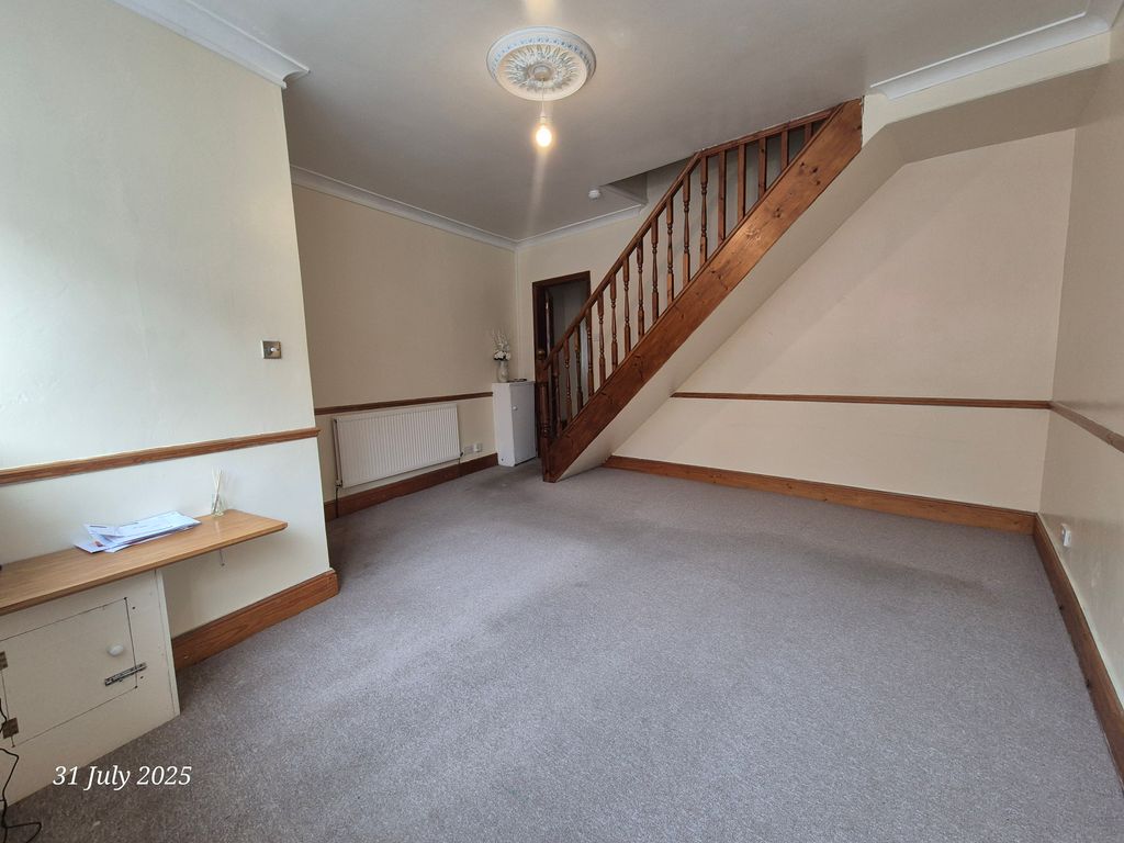Property photo 3 of 34