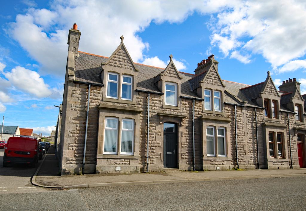 Property photo 1 of 35