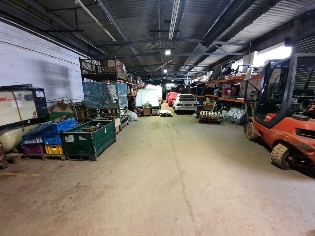 Property photo 3 of 7