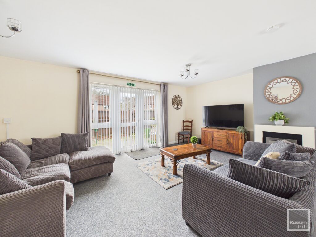 Property photo 2 of 14