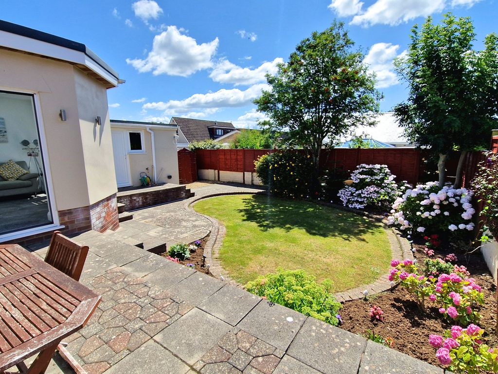 Property photo 2 of 30