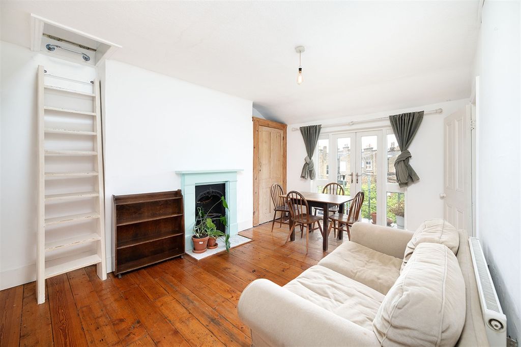Property photo 1 of 10 (Main)