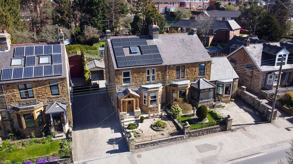 Property photo 2 of 50 Durham Road