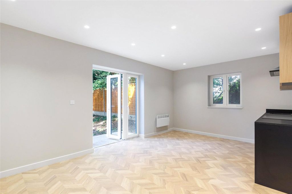 Property photo 1 of 12 Picture No. 02