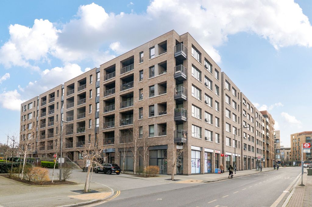 Property photo 1 of 16