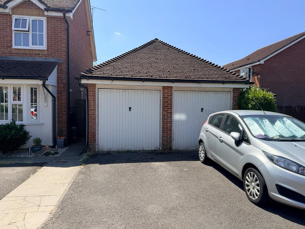 Property photo 2 of 16 Ropeland Garage.Jpeg