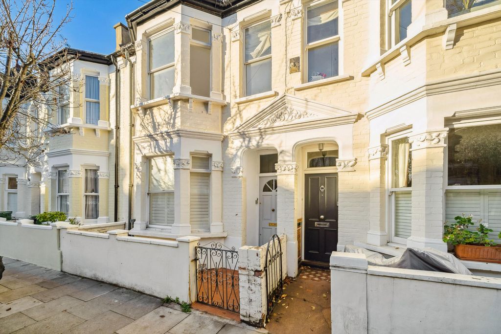 Property photo 1 of 16 Image