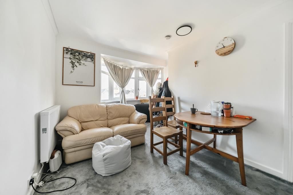 Property photo 3 of 19 Reception