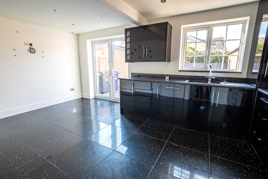 Additional image 6 of 3 bed detached house to rentWoodhall Drive, Waltham, Grimsby, North Eat Lincs DN37