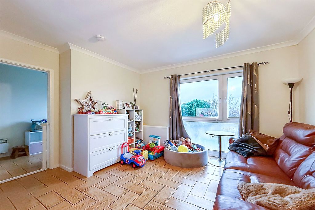 Additional image 5 of 2 bed flat for saleWick Parade, Wick, Littlehampton, West Sussex BN17