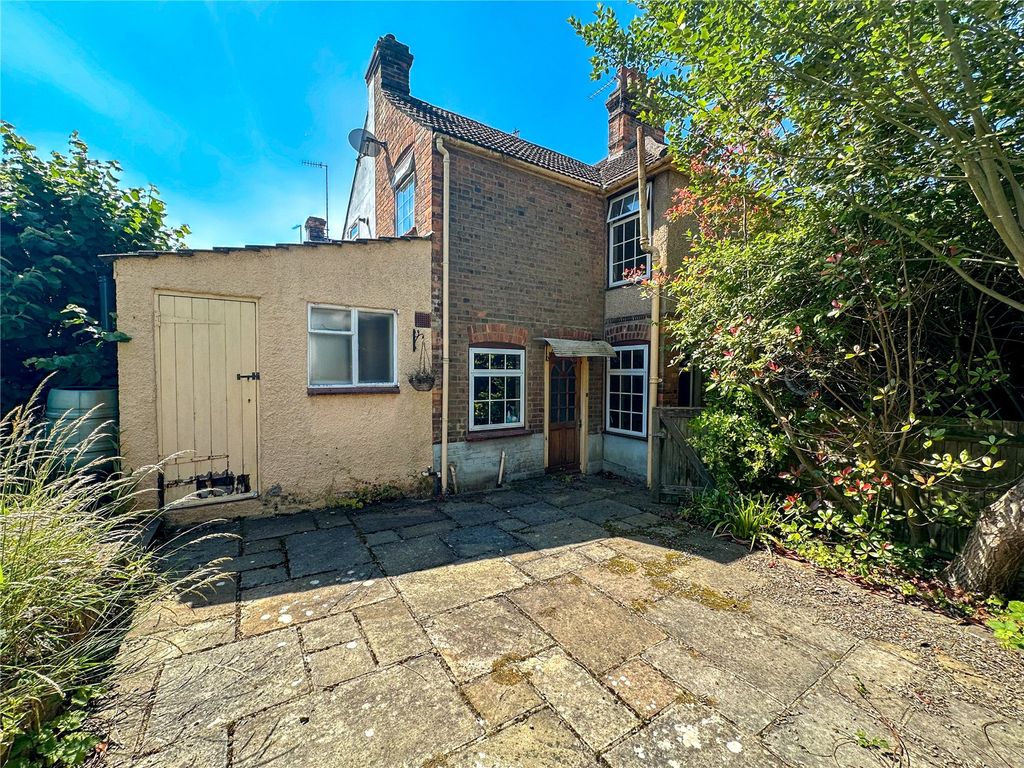 Property photo 2 of 13 Picture No. 11