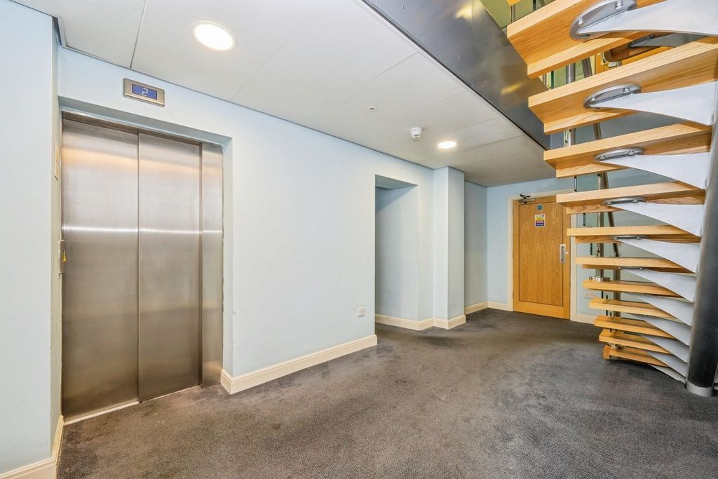 Property photo 3 of 22 2Dominiumcourt-17.Jpg