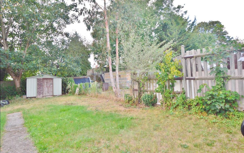 Property photo 2 of 7 7