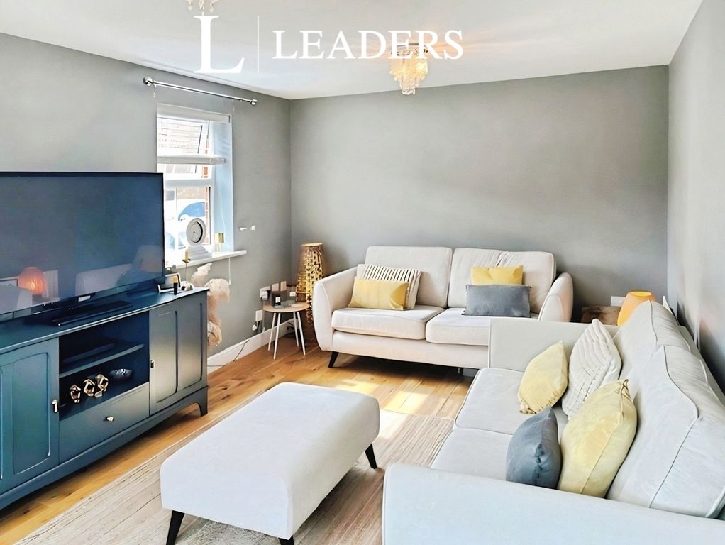 Property photo 3 of 15 Pbox-Img.Jpg