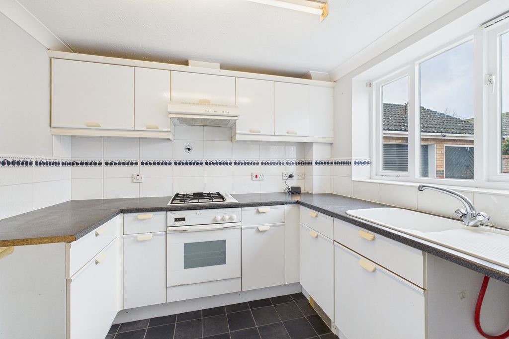 Property photo 3 of 7