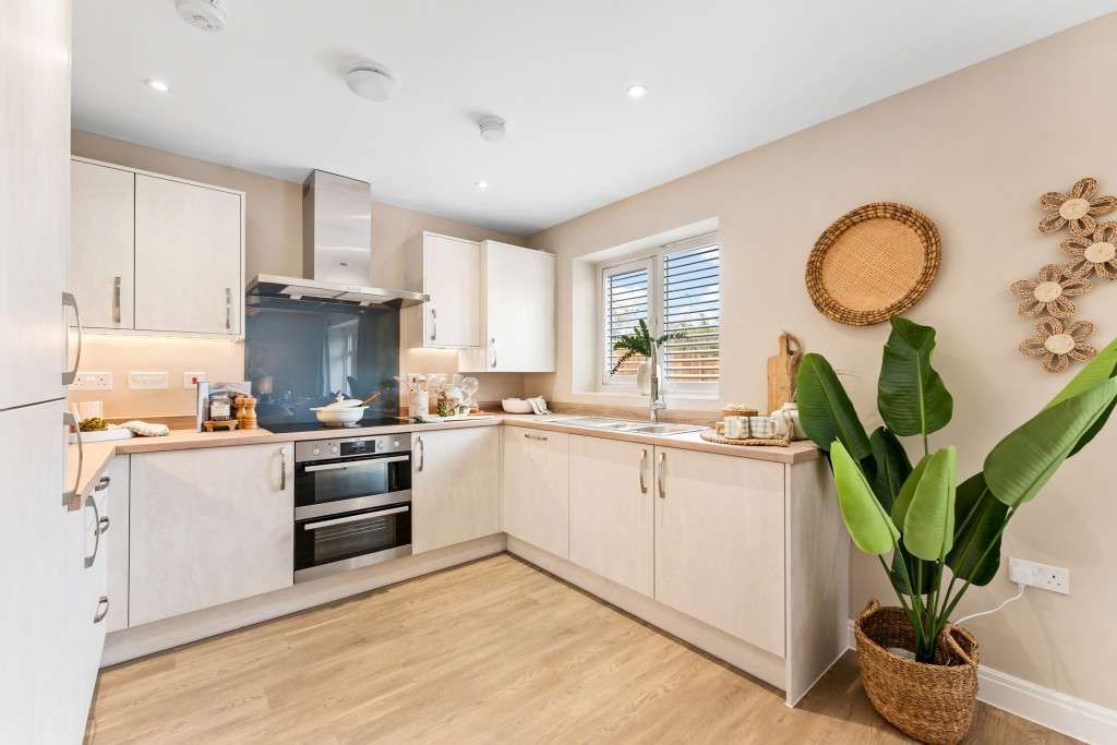 Property photo 2 of 9
